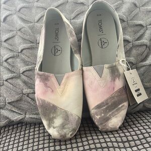 Toms Pink and Cream Flats NEW with Ortholite Size 10